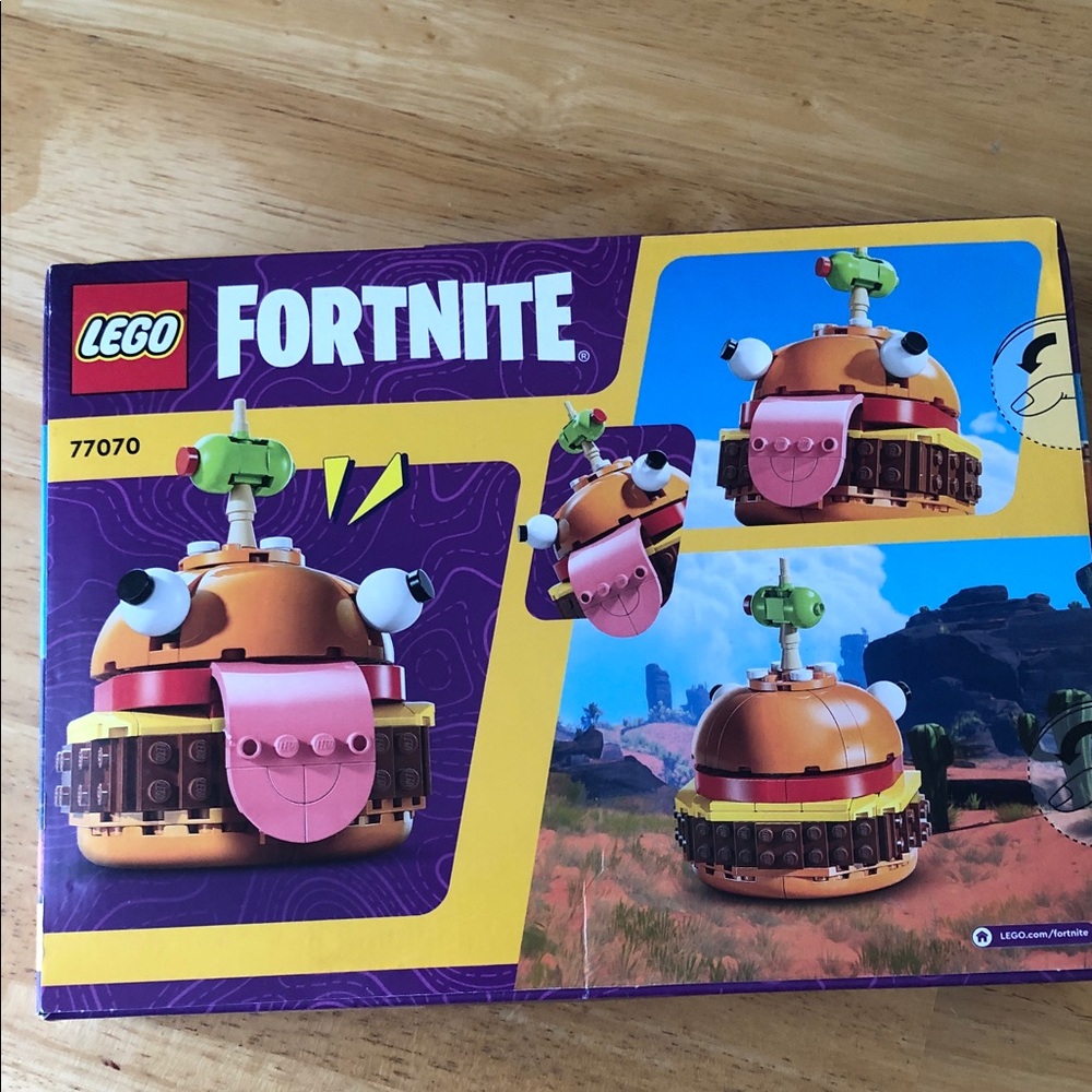 LEGO Fortnite NWT Durr Burger Set - Brown, Pink, Green